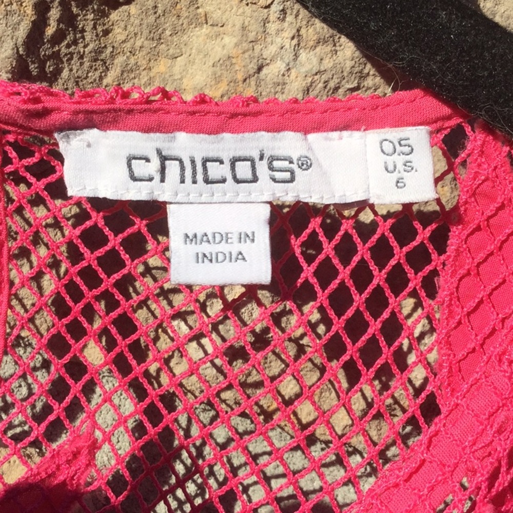 Chico’s netted hot pink top vacay spa pool beach travel farmer’s market brunch - Picture 2 of 7